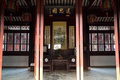 麻豆传媒美女邻居在线｜网络时代的自我展现与美的新定义-4